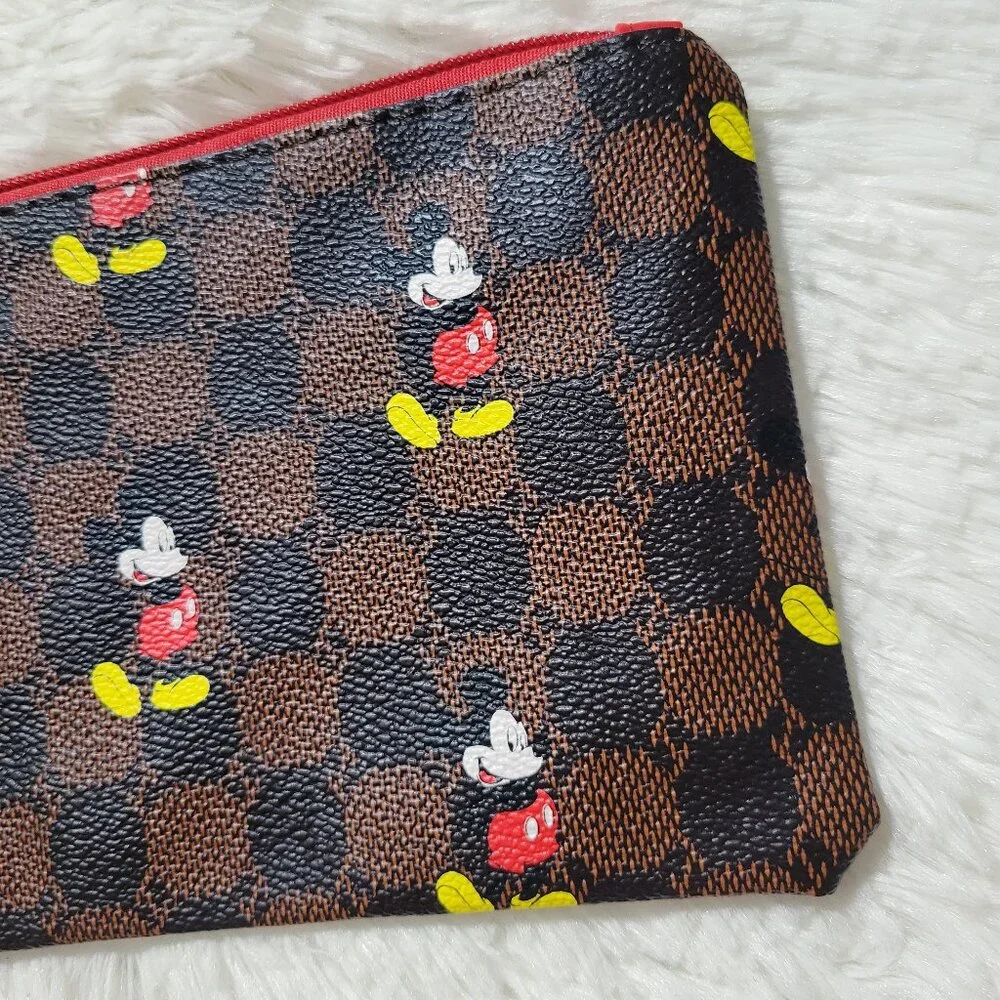 Mickey Mouse Design Wristlet